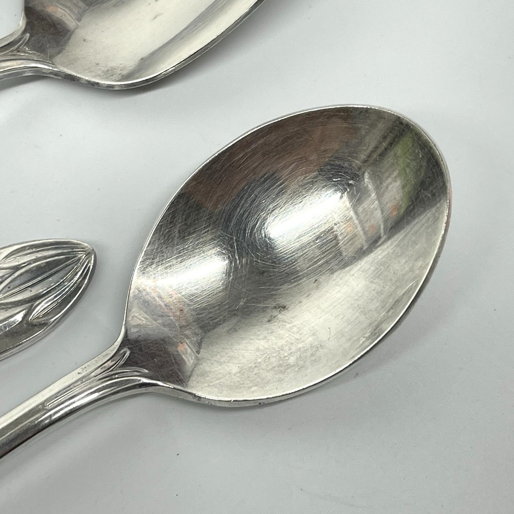 International Silver Lotus Pattern Flatware Set Of 17 Piece Silverplate Korea - Picture 7 of 11